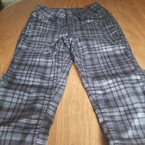 Hot topic denim black gray aid hi rise super skinny..never worn but no tags
